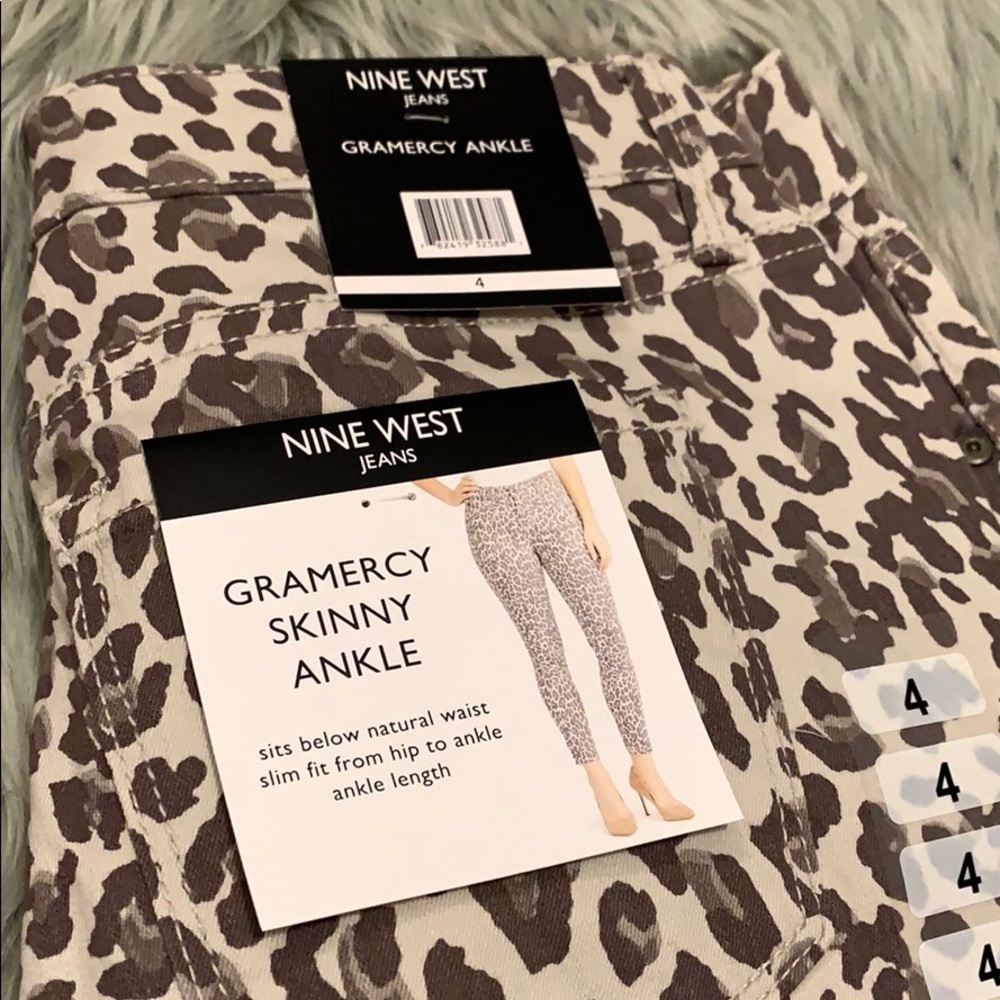 NWT** Nine West Printed Ankle Jeans - Picture 5 of 10